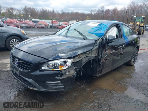 2018 Volvo S60 Dynamic with VIN YV140MTLXJ2459745, listed as a IAAI auction lot 41988052 with 133,268 mi miles. Bid and sale history available at carsss.com. Image 17.