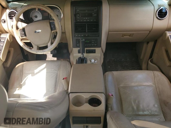 2007 Ford Explorer Sport Trac Limited с VIN 1FMEU33877UA08463, выставлен на аукционе Copart как лот 63105285 с пробегом 302 142 миль миль и Списание • Salvage title. История ставок и продаж доступна на DreamBid. Изображение 8.