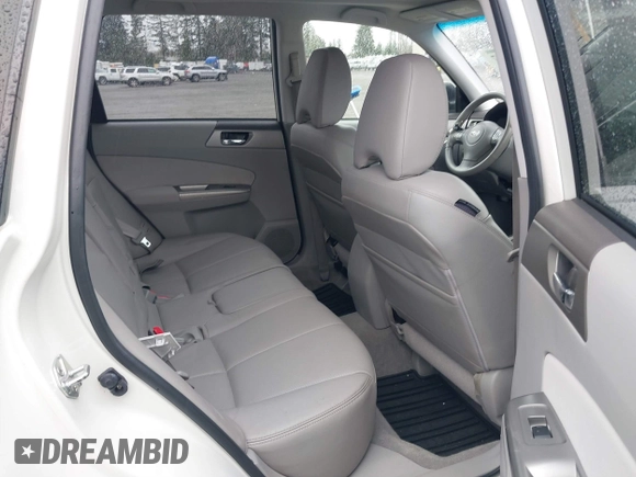 2010 Subaru Forester 2.5X Limited with VIN JF2SH6DC8AH743065, listed as a IAAI auction lot 41842167 with 126,512 mi miles. Bid and sale history available at carsss.com. Image 8.