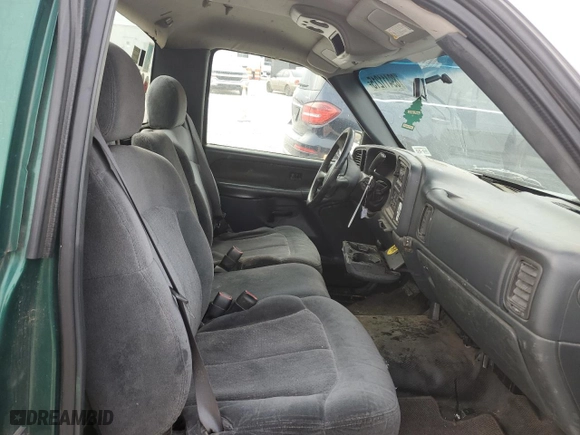 2000 Chevrolet Silverado 1500 with VIN 1GCEC14V6YZ305082, listed as a Copart auction lot 89411215 with 157,700 mi miles and Salvage Title. Bid and sale history available at carsss.com. Image 10.