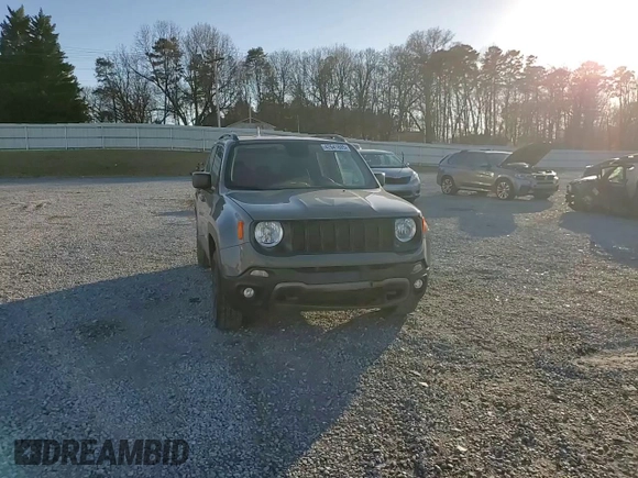 2021 Jeep Renegade Jeepster z VIN ZACNJDAB3MPN08261, wystawiony jako Copart lot #42641885 z przebiegiem 104 725 mil mil oraz Szkoda całkowita • Salvage title. Historia ofert i sprzedaży dostępna na DreamBid. Obrazek 11.