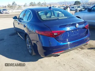 2018 Alfa Romeo Giulia with VIN ZARFAEBN1J7592164, listed as a IAAI auction lot 41411043 with 26,943 mi miles. Bid and sale history available at carsss.com. Image 3.