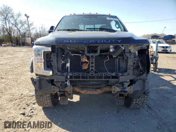 2017 Ford F-250 XLT with VIN 1FT7X2B66HEE80132, listed as a Copart auction lot 50644875 with 84,388 mi miles and Salvage title. Bid and sale history available at DreamBid. Image 5.