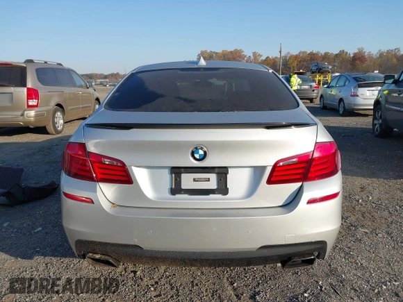 2013 BMW 5 Series 550i with VIN WBAFR9C51DDX79769, listed as a IAAI auction lot 40679820 with 101,347 mi miles and . Bid and sale history available at carsss.com. Image 16.