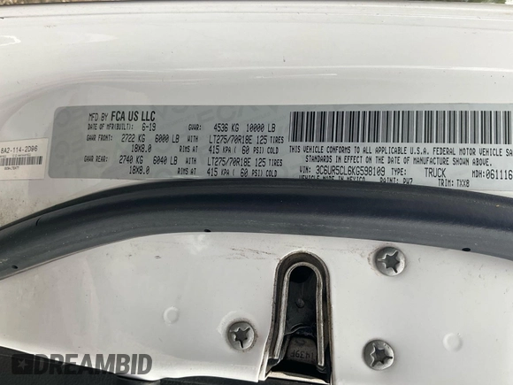 2019 Ram 2500 Tradesman with VIN 3C6UR5CL6KG598109, listed as a IAAI auction lot 42792700 with 167,668 mi miles and . Bid and sale history available at DreamBid. Image 14.