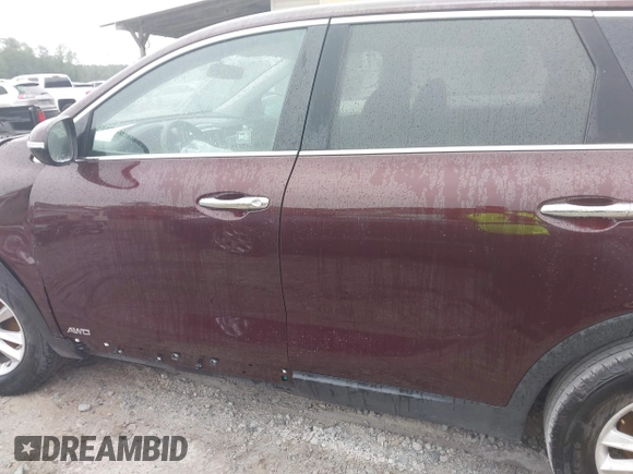 2019 Kia Sorento LX z VIN 5XYPGDA53KG482701, wystawiony jako IAAI lot #42229929 z przebiegiem 161 526 mil mil oraz . Historia ofert i sprzedaży dostępna na DreamBid. Obrazek 13.