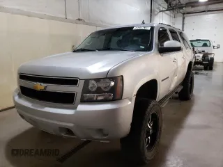 2011 Chevrolet Suburban LT z VIN 1GNSKJE34BR341094, wystawiony jako Copart lot #53376515 z przebiegiem 187 219 mil mil oraz Czysty tytuł • Clean title. Historia ofert i sprzedaży dostępna na DreamBid. Obrazek 1.