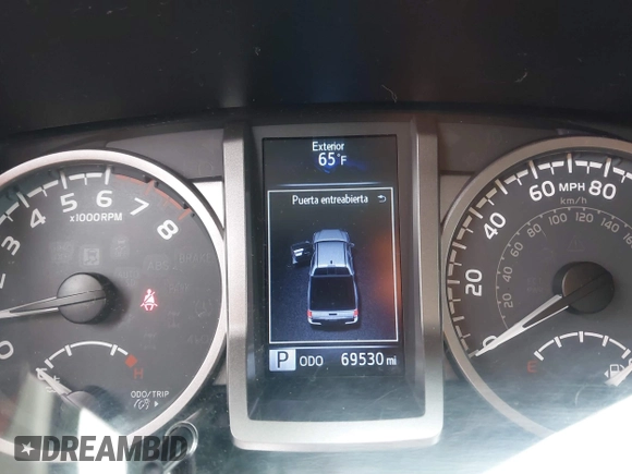 2017 Toyota Tacoma SR5 z VIN 3TMAZ5CN0HM039730, wystawiony jako IAAI lot #42406448 z przebiegiem 69 530 mil mil oraz . Historia ofert i sprzedaży dostępna na DreamBid. Obrazek 7.