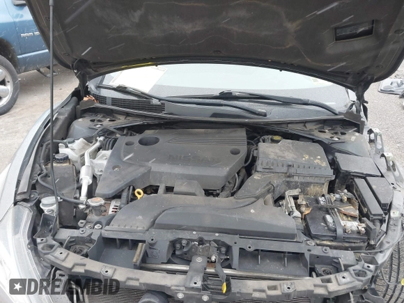 2016 Nissan Altima S with VIN 1N4AL3AP2GN359698, listed as a IAAI auction lot 41520202 with 190,040 mi miles and . Bid and sale history available at carsss.com. Image 10.