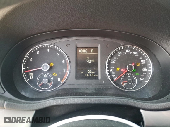 2014 Volkswagen Passat S с VIN 1VWAP7A37EC006897, выставлен на аукционе Copart как лот 53035155 с пробегом 176 129 миль миль и Списание • Salvage title. История ставок и продаж доступна на DreamBid. Изображение 9.