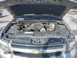 2007 Chevrolet Suburban LTZ z VIN 3GNFC16J57G103628, wystawiony jako IAAI lot #42373026 z przebiegiem 293 570 mil mil oraz . Historia ofert i sprzedaży dostępna na DreamBid. Obrazek 10.