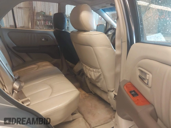 2003 Lexus RX 300 with VIN JTJHF10U330297793, listed as a IAAI auction lot 42200805 with 189,811 mi miles. Bid and sale history available at carsss.com. Image 8.