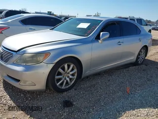2007 Lexus LS 460 L с VIN JTHGL46F175020133, выставлен на аукционе IAAI как лот 41641173 с пробегом 179 107 миль миль и . История ставок и продаж доступна на DreamBid. Изображение 17.