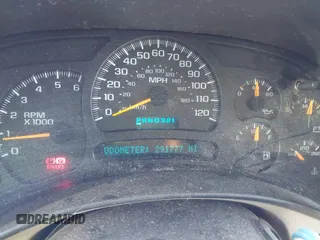 2004 Chevrolet Tahoe LS with VIN 1GNEK13Z34R304352, listed as a IAAI auction lot 41565612 with 291,777 mi miles. Bid and sale history available at carsss.com. Image 7.