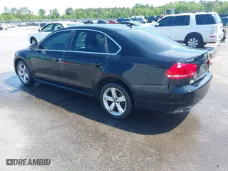 2012 Volkswagen Passat SE with VIN 1VWBP7A3XCC083183, listed as a IAAI auction lot 42011033 with 178,739 mi miles. Bid and sale history available at carsss.com. Image 3.