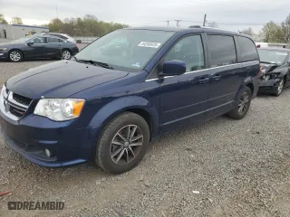 2017 Dodge Grand Caravan SXT with VIN 2C4RDGCG1HR632231, listed as a Copart auction lot 54090935 with 138,812 mi miles and Clean Title. Bid and sale history available at carsss.com. Image 1.