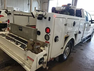 2019 Ford F-350 XL z VIN 1FD7X3A68KEG78527, wystawiony jako IAAI lot #42726904 z przebiegiem 145 652 mil mil oraz . Historia ofert i sprzedaży dostępna na DreamBid. Obrazek 18.