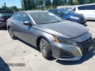 2024 Nissan Altima SV with VIN 1N4BL4DV4RN414238, listed as a IAAI auction lot 42644246 with 31,213 mi miles and . Bid and sale history available at DreamBid. Image 1.