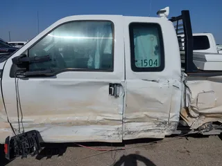 2015 Ford F-250 XLT с VIN 1FT7X2B62FEC35521, выставлен на аукционе IAAI как лот 42062782 с пробегом Не указан миль и . История ставок и продаж доступна на DreamBid. Изображение 13.