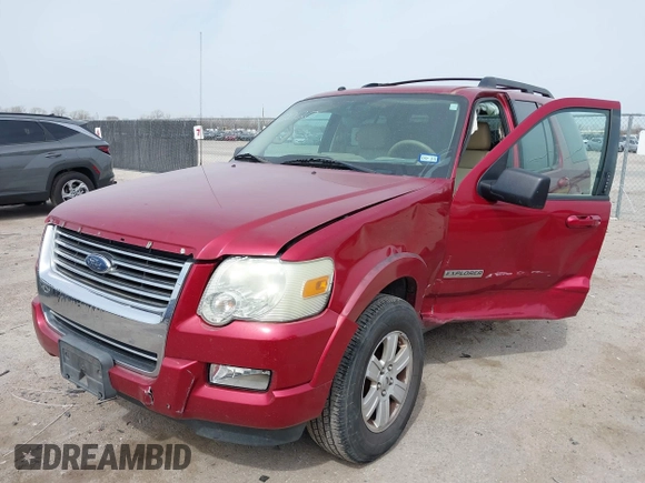 2008 Ford Explorer XLT z VIN 1FMEU63E78UA48891, wystawiony jako IAAI lot #41720120 z przebiegiem 217 578 mil mil oraz . Historia ofert i sprzedaży dostępna na DreamBid. Obrazek 17.