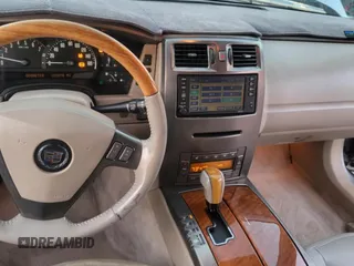 2004 Cadillac XLR z VIN 1G6YV34A945601816, wystawiony jako Copart lot #50757205 z przebiegiem 182 078 mil mil oraz Tytuł czysty. Historia ofert i sprzedaży dostępna na DreamBid. Obrazek 9.