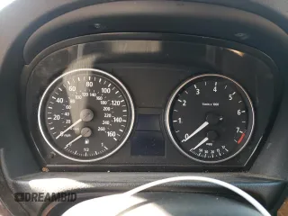 2006 BMW 3 Series 325i with VIN WBAVB13506PT09008, listed as a Copart auction lot 52020275 with 0 mi miles and Salvage Title. Bid and sale history available at carsss.com. Image 9.