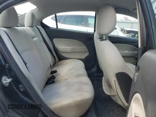 2019 Mitsubishi Mirage ES z VIN ML32F3FJ3KHF04464, wystawiony jako Copart lot #57305415 z przebiegiem 117 497 mil mil oraz Szkody całkowita. Historia ofert i sprzedaży dostępna na DreamBid. Obrazek 10.