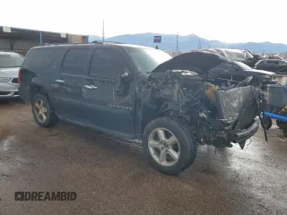 2007 Chevrolet Suburban LTZ with VIN 1GNFK16Y17R359216, listed as a Copart auction lot 71832284 with 0 mi miles and Salvage Title. Bid and sale history available at carsss.com. Image 4.