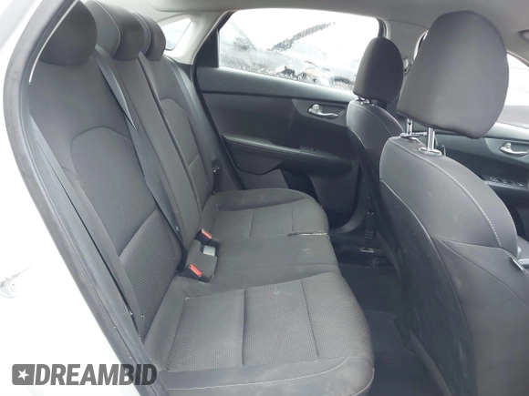 2019 Kia Forte LXS with VIN 3KPF24AD8KE075892, listed as a IAAI auction lot 41479410 with 106,609 mi miles. Bid and sale history available at carsss.com. Image 8.