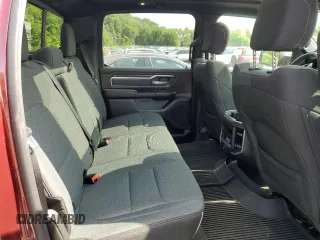 2022 Ram 1500 Big Horn z VIN 1C6RRFFGXNN296442, wystawiony jako Copart lot #64558045 z przebiegiem 33 925 mil mil oraz Szkoda całkowita • Salvage title. Historia ofert i sprzedaży dostępna na DreamBid. Obrazek 10.