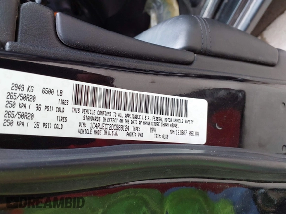 2013 Jeep Grand Cherokee Overland with VIN 1C4RJECT2DC588124, listed as a IAAI auction lot 42142573 with 204,309 mi miles and . Bid and sale history available at DreamBid. Image 9.