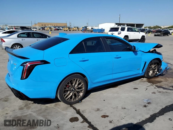 2022 Cadillac CT4-V Blackwing z VIN 1G6D65RP6N0460397, wystawiony jako Copart lot #77489664 z przebiegiem 6777 mil mil oraz Szkody całkowita. Historia ofert i sprzedaży dostępna na DreamBid. Obrazek 3.