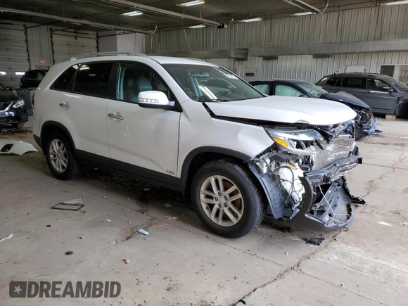 2015 Kia Sorento LX z VIN 5XYKTCA65FG644018, wystawiony jako Copart lot #60134275 z przebiegiem 96 892 mil mil oraz Nie do naprawy • Non repairable. Historia ofert i sprzedaży dostępna na DreamBid. Obrazek 4.