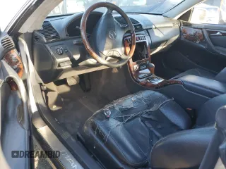 2001 Mercedes-Benz CL AMG with VIN WDBPJ73J71A015789, listed as a Copart auction lot 47043564 with Not Provided miles and Salvage Title. Bid and sale history available at carsss.com. Image 8.