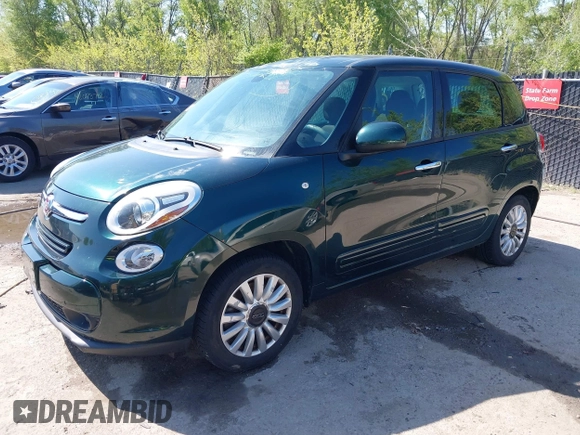 2014 FIAT 500L Easy with VIN ZFBCFABH4EZ022268, listed as a IAAI auction lot 42060203 with 106,918 mi miles. Bid and sale history available at carsss.com. Image 19.