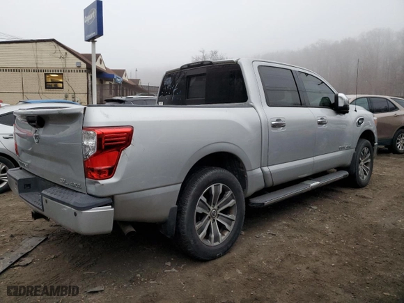 2017 Nissan Titan SV with VIN 1N6AA1E58HN507669, listed as a Copart auction lot 84053874 with 185,681 mi miles and Clean Title. Bid and sale history available at carsss.com. Image 3.