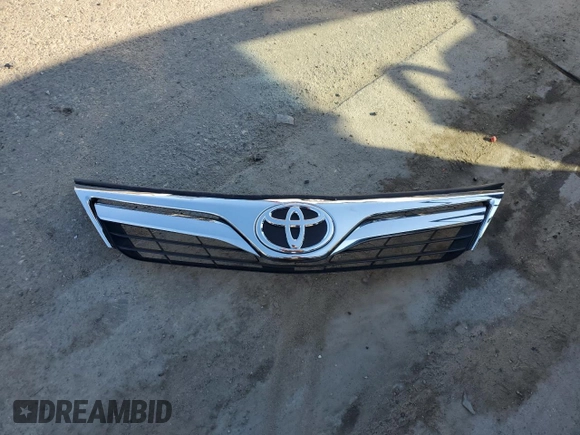 2014 Toyota Camry L with VIN 4T4BF1FK9ER439012, listed as a Copart auction lot 46548085 with 34,053 mi miles and Salvage Title. Bid and sale history available at carsss.com. Image 12.