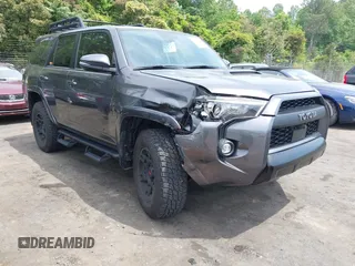 2023 Toyota 4Runner TRD Pro z VIN JTELU5JR3P6161053, wystawiony jako IAAI lot #42151763 z przebiegiem 21 363 mil mil oraz . Historia ofert i sprzedaży dostępna na DreamBid. Obrazek 1.