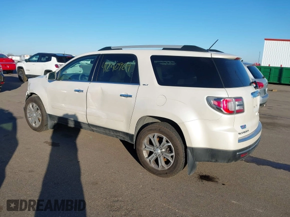 2014 GMC Acadia SLT with VIN 1GKKVSKD7EJ274677, listed as a IAAI auction lot 41240964 with 176,282 mi miles. Bid and sale history available at carsss.com. Image 3.