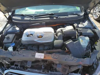 2016 Hyundai Sonata Hybrid Limited with VIN KMHE34L12GA009758, listed as a Copart auction lot 43332453 with 0 mi miles. Bid and sale history available at carsss.com. Image 11.