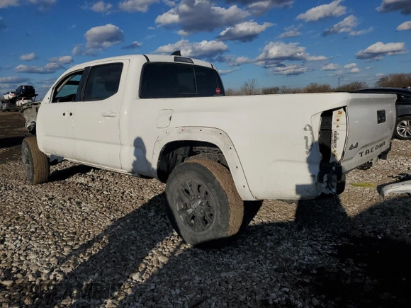 2021 Toyota Tacoma 4WD SR5 with VIN 3TMDZ5BN0MM101524, listed as a Copart auction lot 47534145 with 112,792 mi miles and Salvage Title. Bid and sale history available at carsss.com. Image 2.