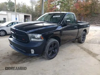 2015 Ram 1500 Tradesman z VIN 3C6JR6AT9FG517217, wystawiony jako Copart lot #81830944 z przebiegiem 112 380 mil mil oraz Czysty tytuł • Clean title. Historia ofert i sprzedaży dostępna na DreamBid. Obrazek 1.