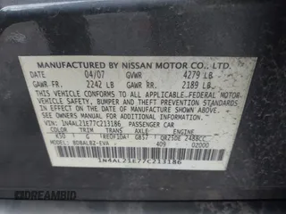 2007 Nissan Altima 2.5 S with VIN 1N4AL21E77C213186, listed as a IAAI auction lot 42071858 with 177,739 mi miles. Bid and sale history available at carsss.com. Image 9.