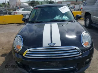 2011 MINI Hardtop with VIN WMWSU3C57BT182560, listed as a IAAI auction lot 42021474 with 120,528 mi miles and . Bid and sale history available at DreamBid. Image 6.