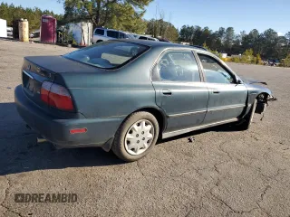 1996 Honda Accord LX with VIN 1HGCD563XTA256114, listed as a Copart auction lot 47826205 with Not Provided miles and Salvage Title. Bid and sale history available at DreamBid. Image 3.