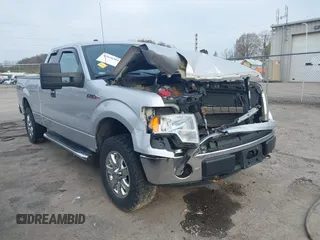 2013 Ford F-150 XL with VIN 1FTFX1EF1DKF92155, listed as a IAAI auction lot 42020384 with 87,647 mi miles and . Bid and sale history available at carsss.com. Image 1.