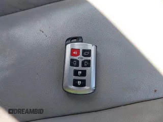 2013 Toyota Sienna XLE AAS with VIN 5TDYK3DC9DS304059, listed as a IAAI auction lot 41883196 with 170,842 mi miles and . Bid and sale history available at DreamBid. Image 11.