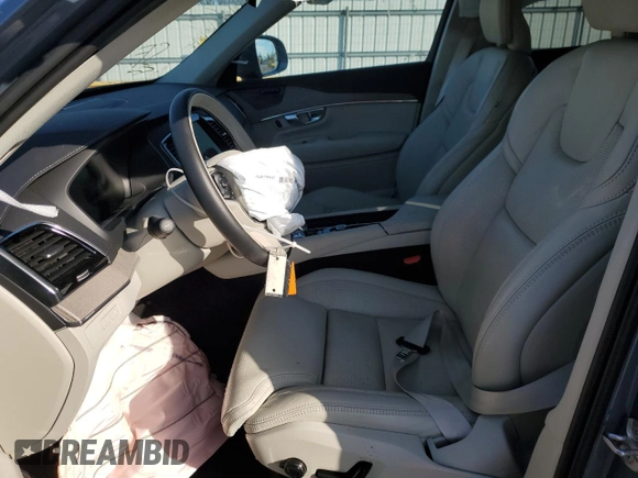 2023 Volvo XC90 Ultimate Bright Theme with VIN YV4H60CA6P1945963, listed as a Copart auction lot 46036015 with 15,052 mi miles and Salvage title. Bid and sale history available at DreamBid. Image 7.