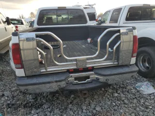 2006 Ford F-350 XL с VIN 1FTWW33P46EC87793, выставлен на аукционе Copart как лот 42905885 с пробегом 220 874 миль миль и Списание • Salvage title. История ставок и продаж доступна на DreamBid. Изображение 6.
