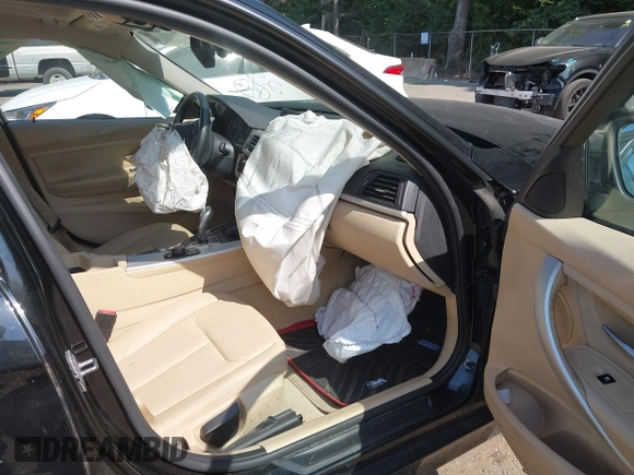 2014 BMW 3 Series 320i xDrive with VIN WBA3C3C56EK200175, listed as a IAAI auction lot 42617731 with 96,596 mi miles and . Bid and sale history available at DreamBid. Image 5.